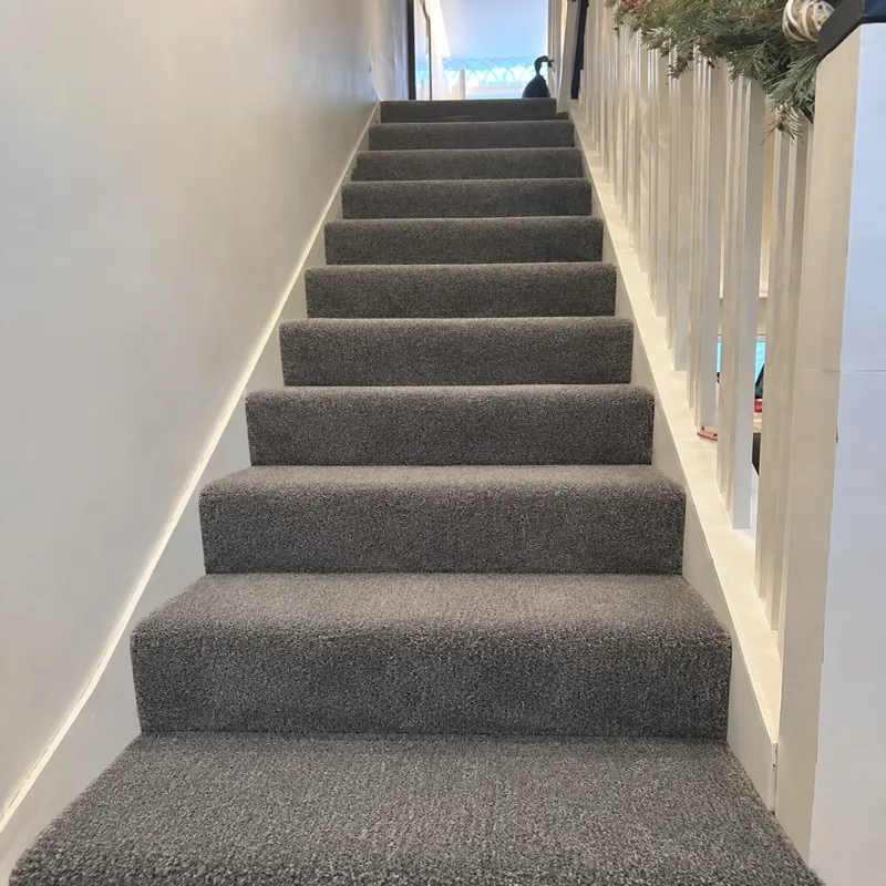 Cutpile-Stair-Carpet